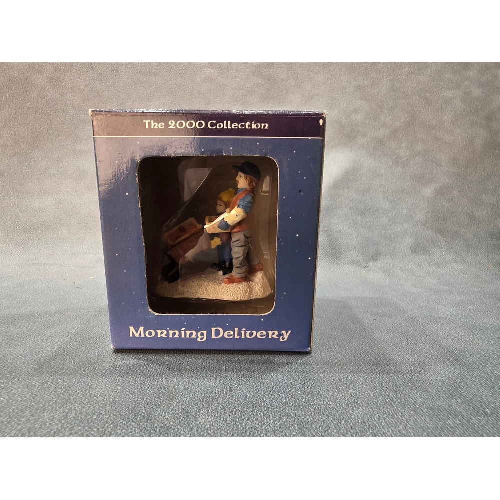 Carole Towne Morning Delivery Figurine 2000 Collection Christmas Village MAP3